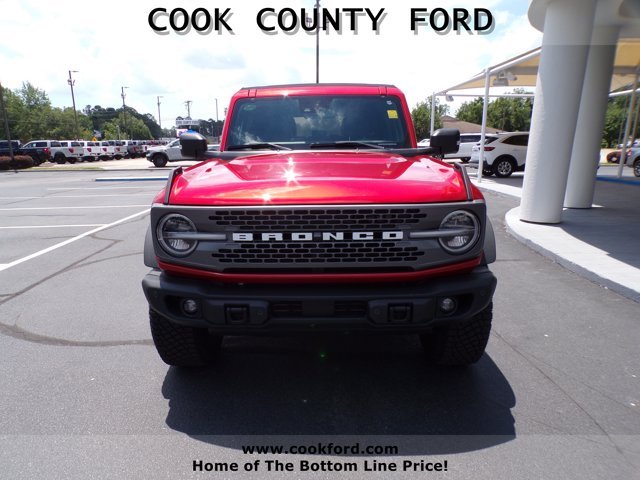 Used 2023 Hot Pepper Red Metallic Tinted Clearcoat Ford Badlands image 13