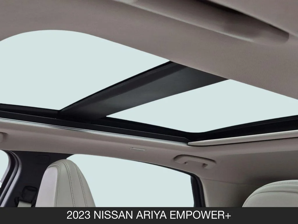 Used 2023 Green Nissan EMPOWER+ image 16