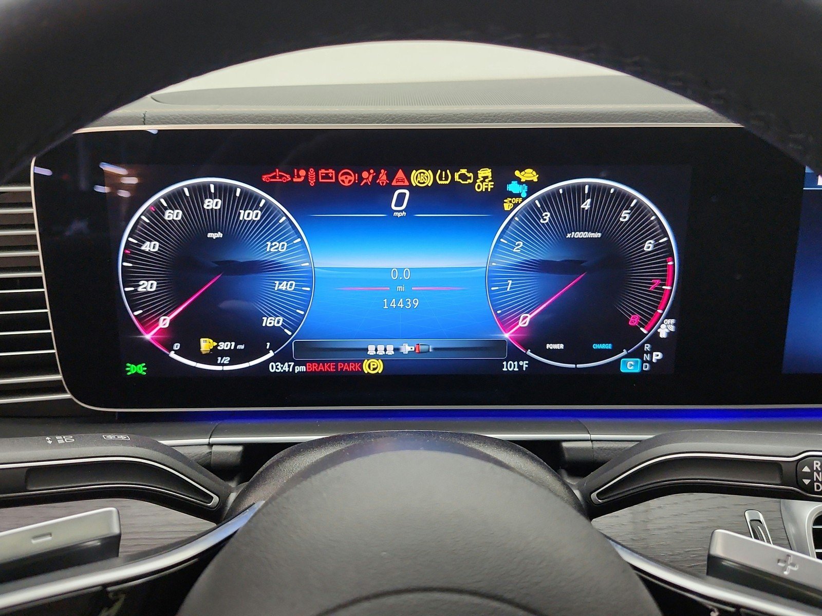 Certified Used 2025 Obsidian Black Metallic Mercedes-Benz GLE 450 4MATIC® Coupe image 9