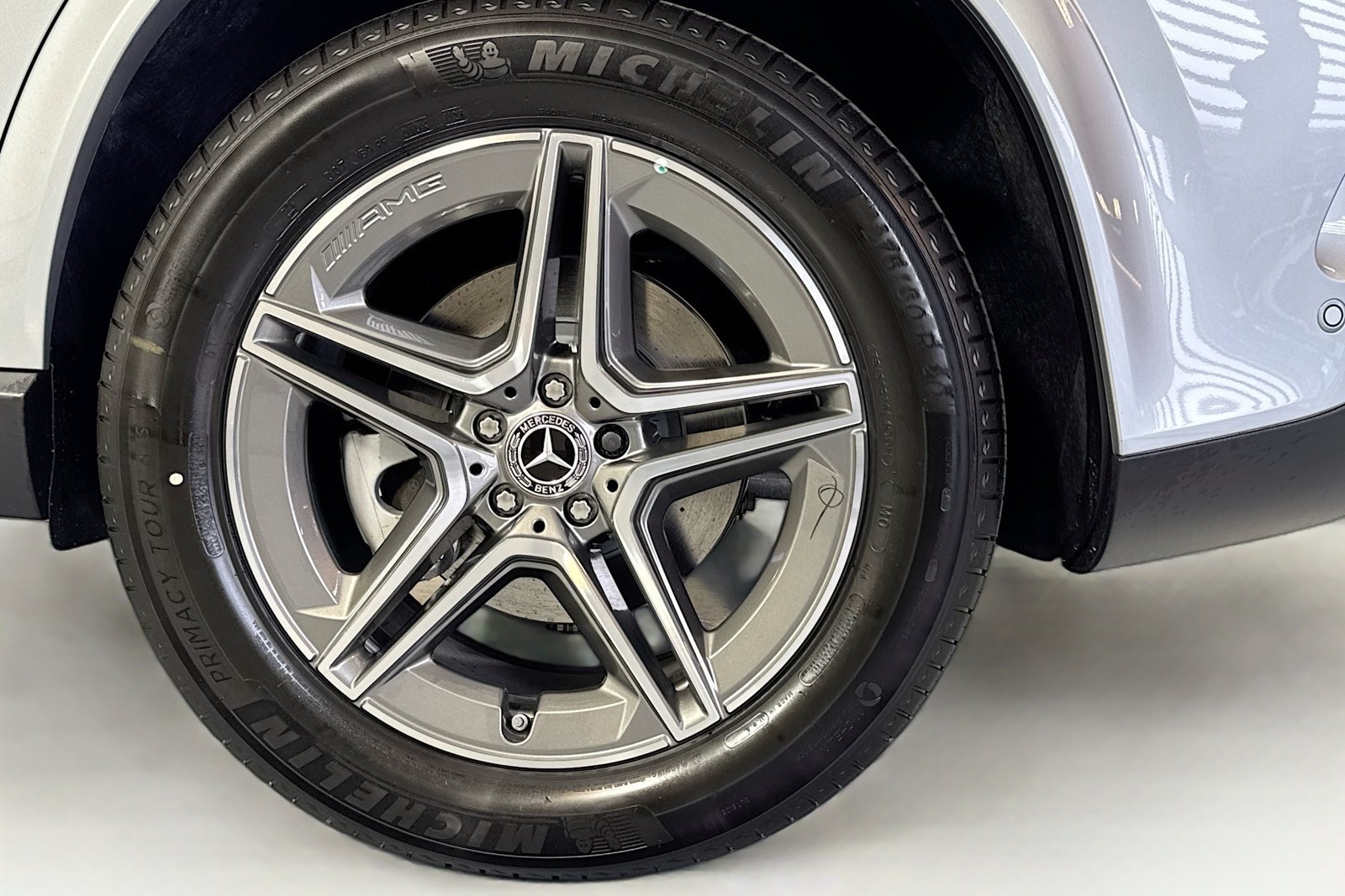 New 2026 Cirrus Silver Metallic Mercedes-Benz GLE 450 image 29