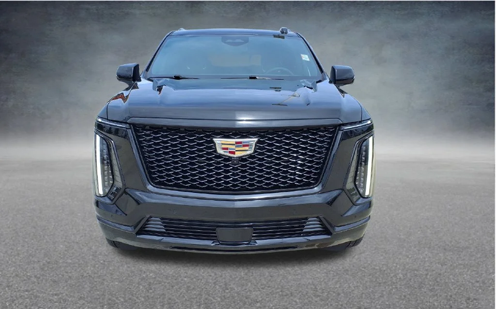 Used 2025 Black Cadillac Sport image 2