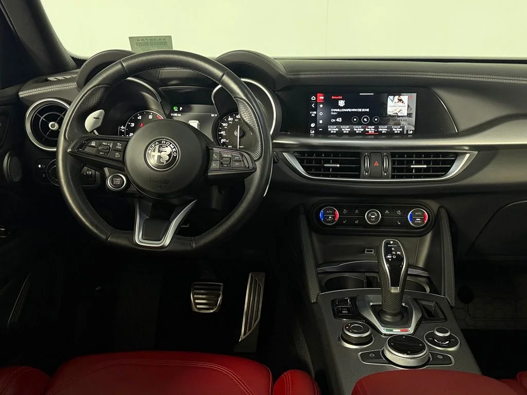 Certified Used 2023 White Alfa Romeo Veloce image 17