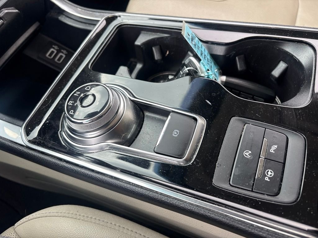 2019 Ford Edge Titanium - Photo 24