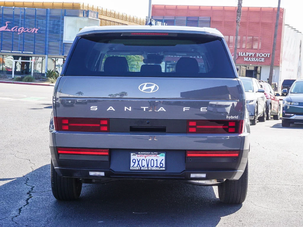 Used 2026 Gray Hyundai SE image 5
