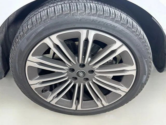 Certified Used 2024 Gray Land Rover SE image 33