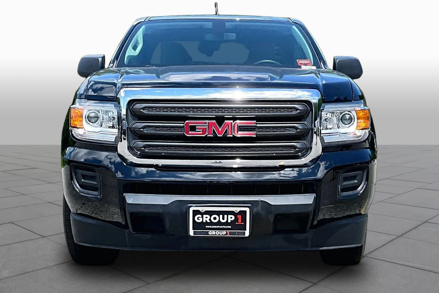 Used 2017 Onyx Black GMC 2WD SL image 4