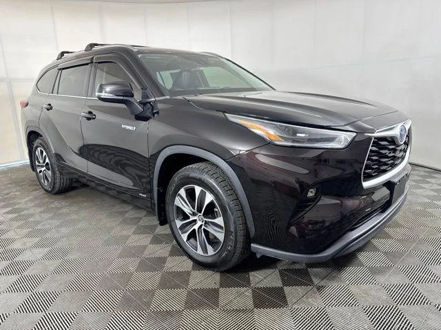 2021 Toyota Highlander Hybrid 