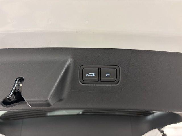 New 2026 White Hyundai SEL image 36