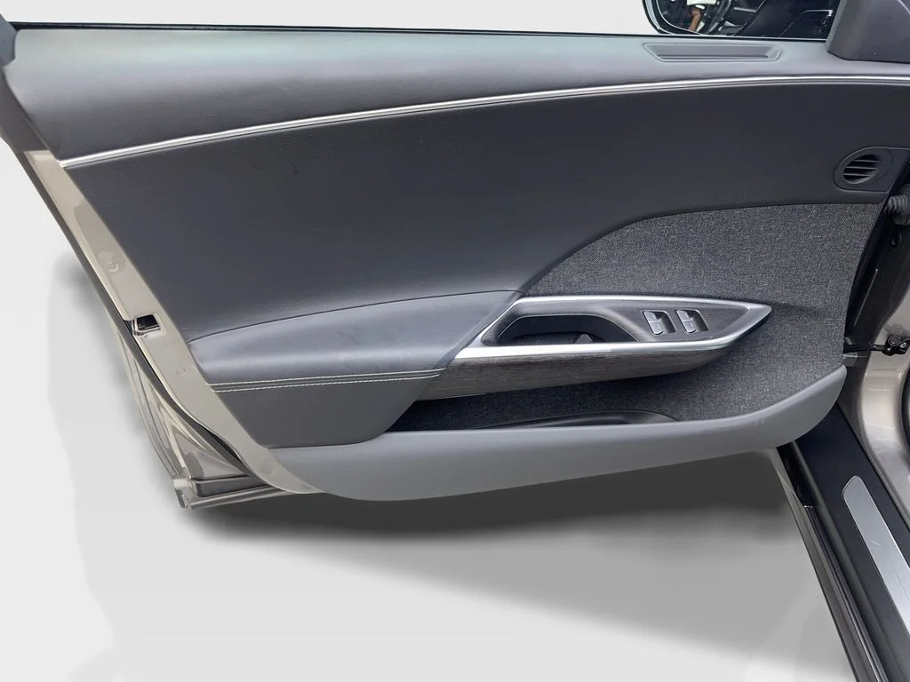 Used 2023 Gray Lucid Touring image 31