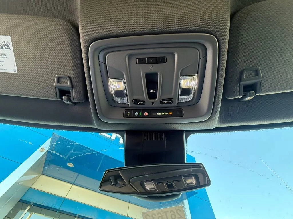New 2026 Onyx Black GMC Elevation image 24