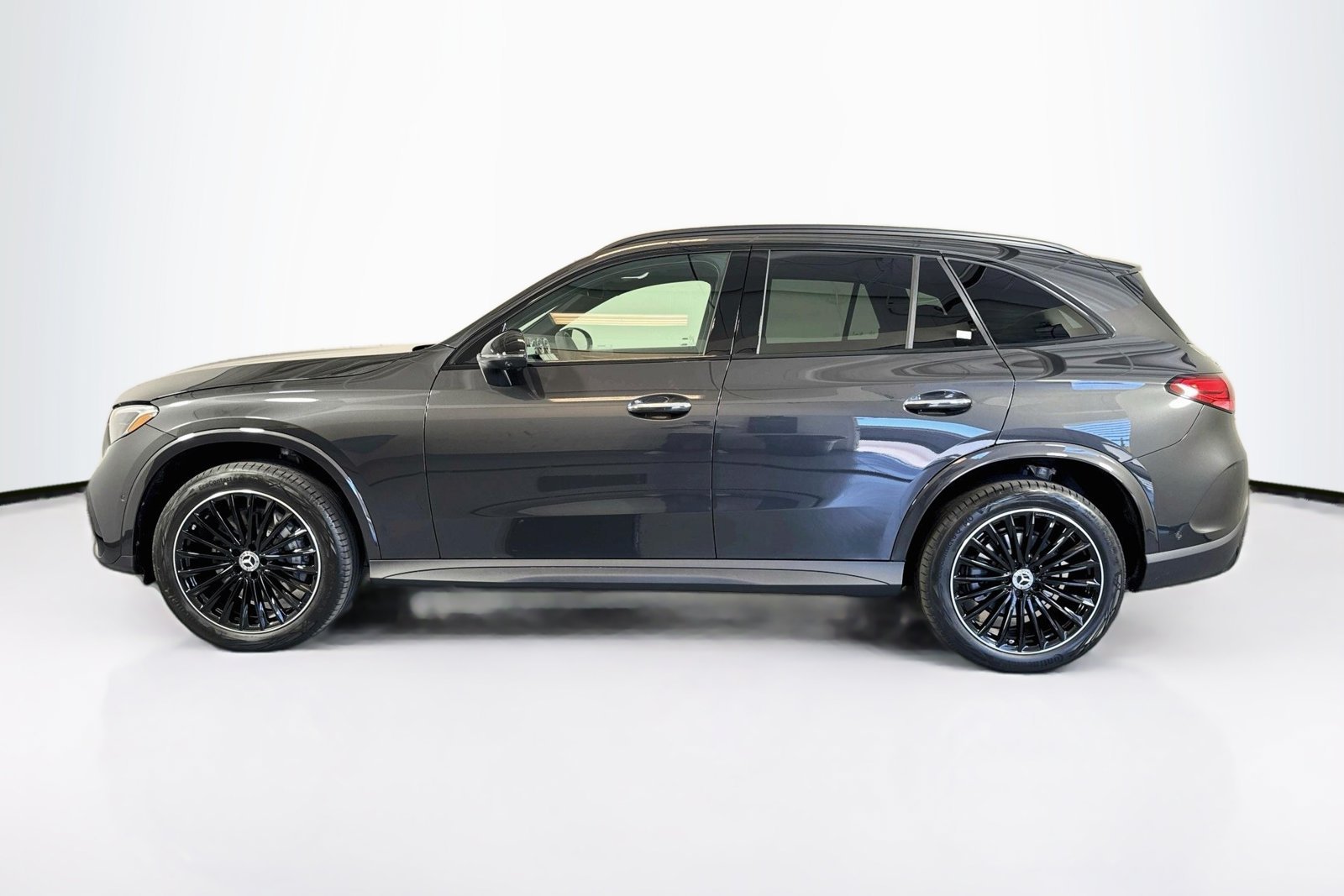 New 2026 Graphite Grey Metallic Mercedes-Benz GLC 300 image 8
