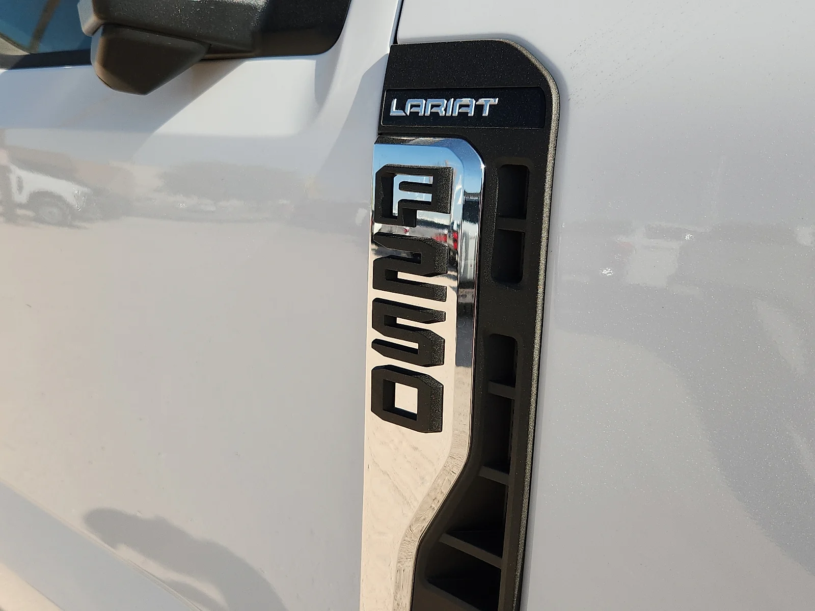 New 2026 Oxford White Ford Lariat image 10