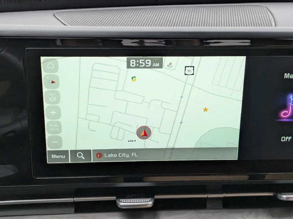 Used 2024 Red Kia EX image 28