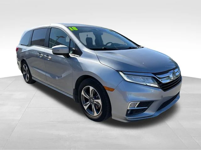 2018 Honda Odyssey Touring's photo