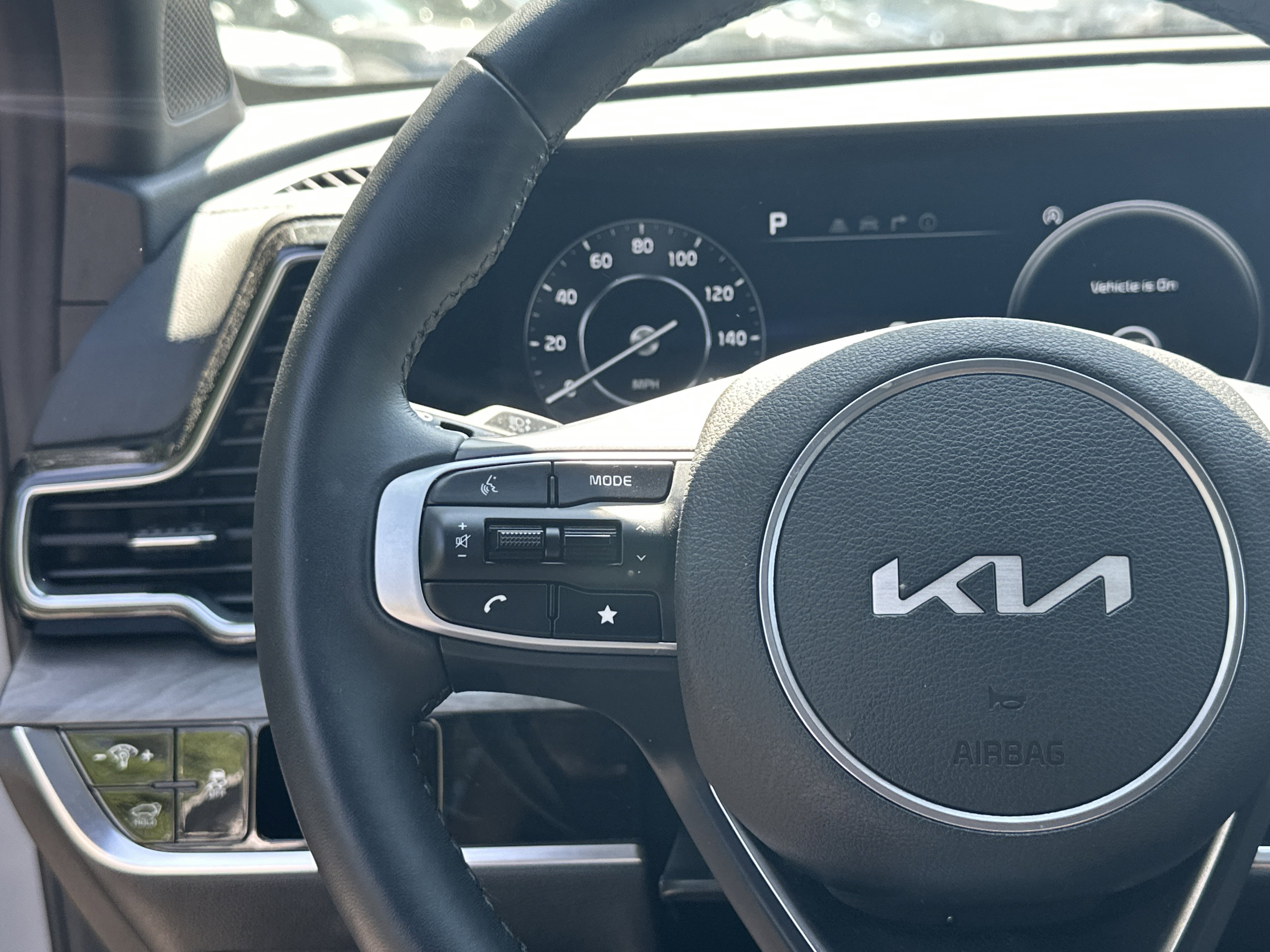 Used 2025 Wolf Gray/Ebony Black Roof Kia X-Pro image 29