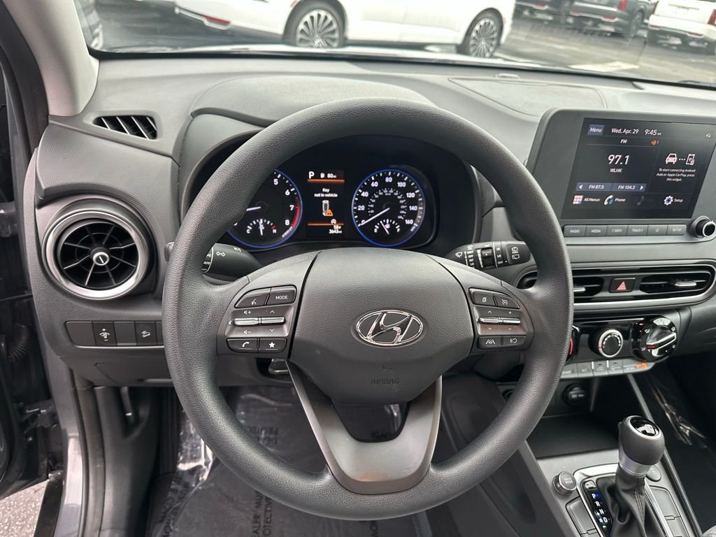 2023 Hyundai Kona SEL - Photo 16