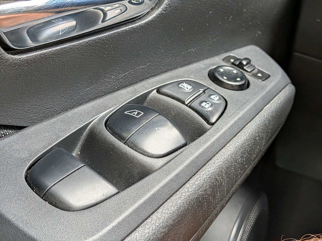 2024 Nissan Kicks SV - Photo 25