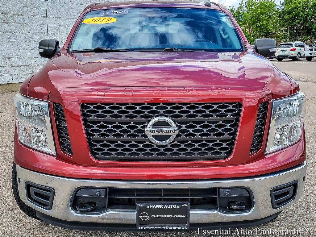 Certified Used 2019 Cayenne Red Metallic Nissan SV image 4