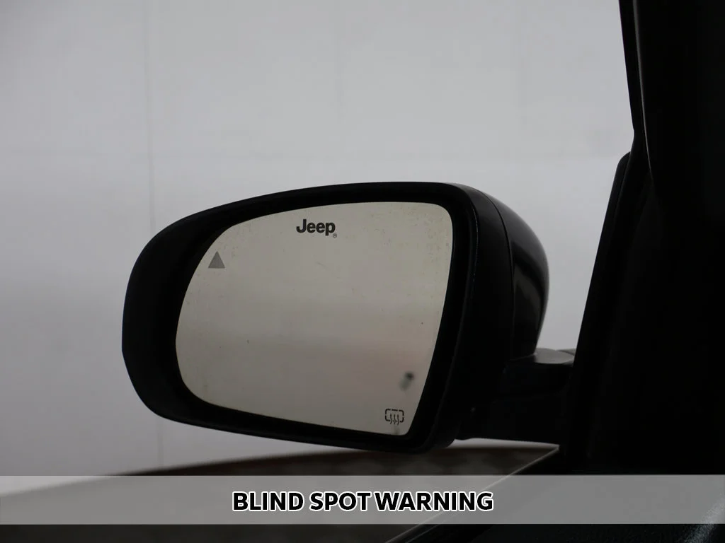 Used 2024 Bright White Clearcoat Jeep Limited image 4