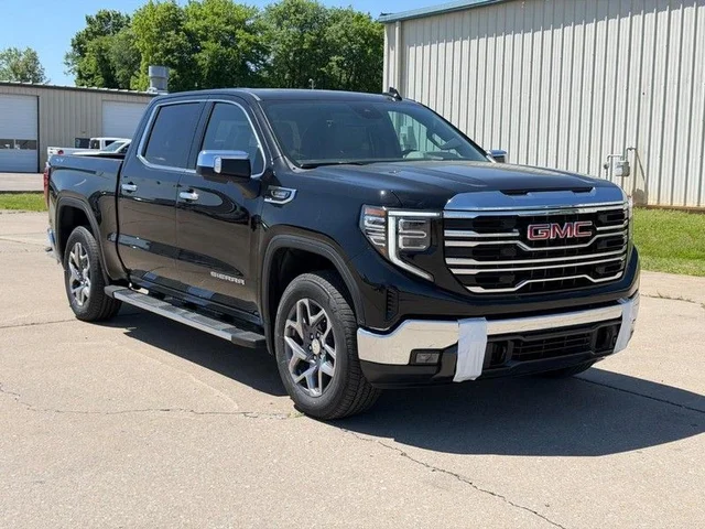New 2026 GMC Sierra 1500 SLT