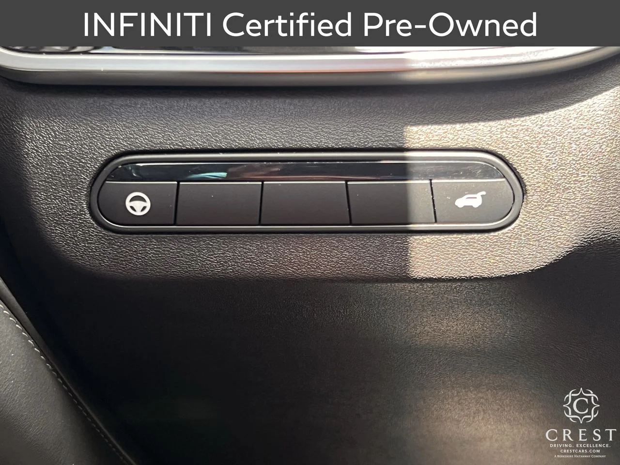 Certified Used 2026 Radiant White INFINITI LUXE image 22