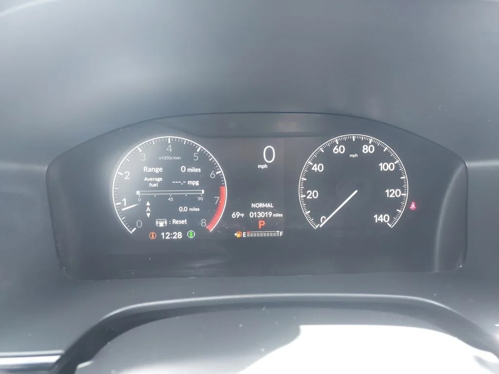 Used 2025  Honda EX image 13