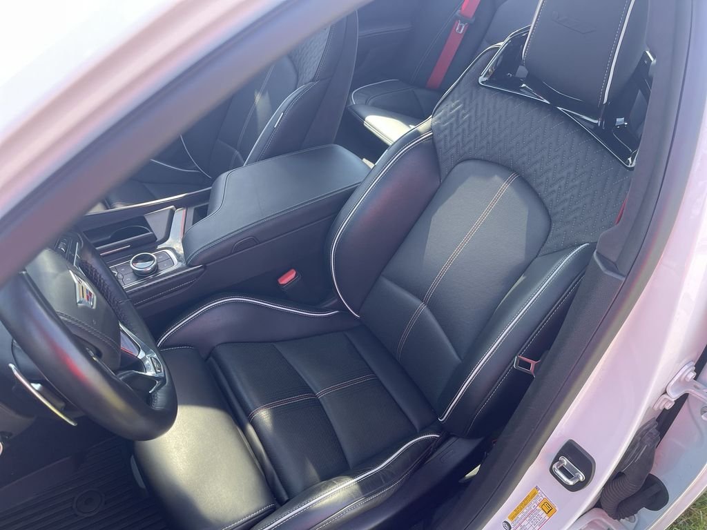 Used 2024 White Cadillac V-Series image 15