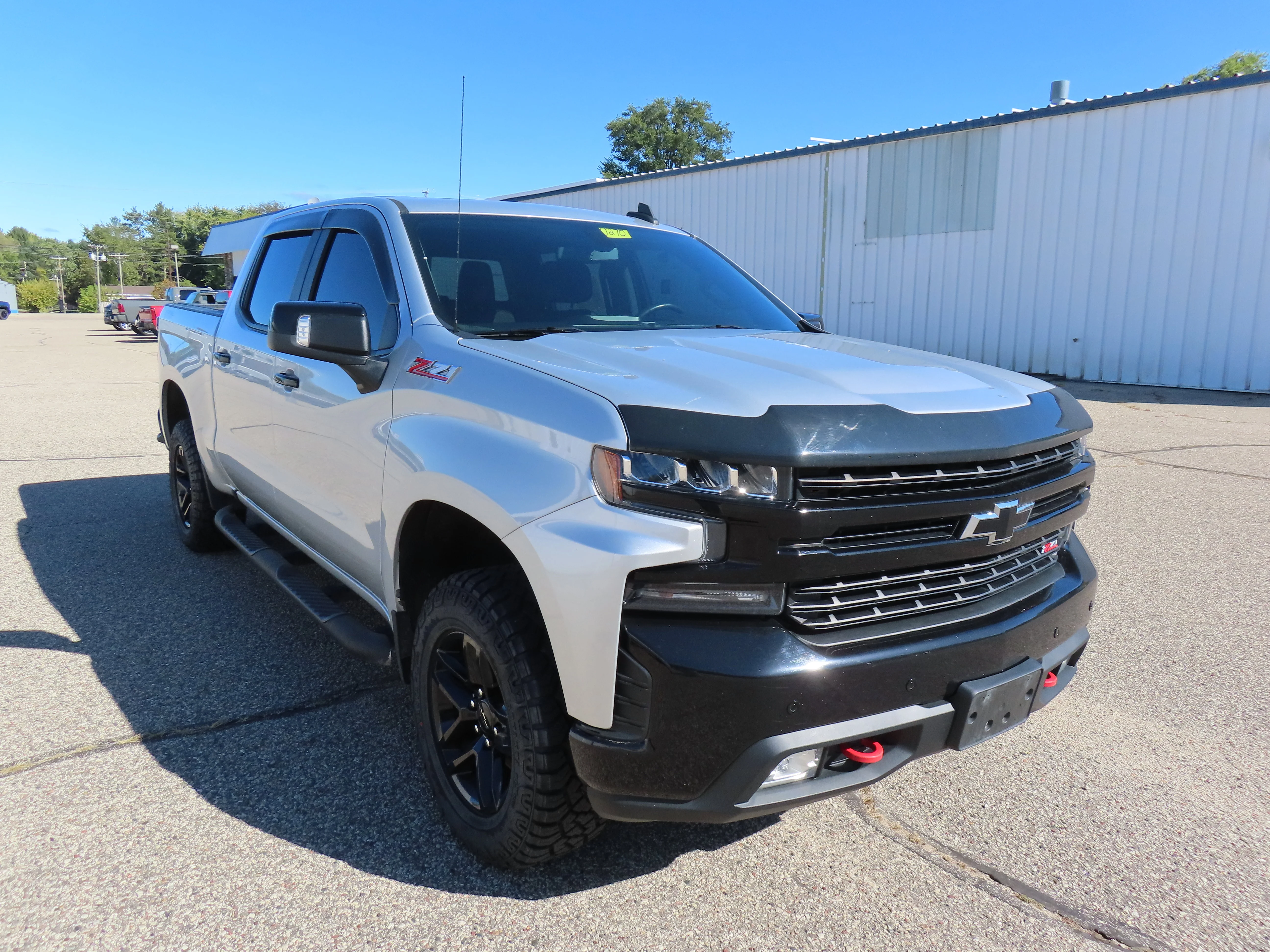 Used 2020 Silver Ice Metallic Chevrolet LT Trail Boss image 3
