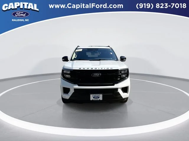 Used 2025 White Ford Active image 3