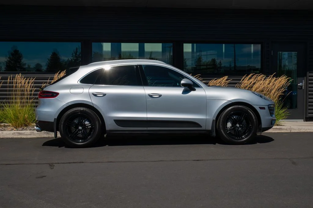 Used 2016 Silver Porsche S image 16