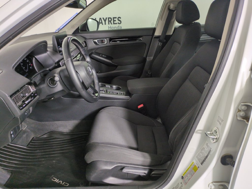 Used 2024 Platinum White Pearl Honda EX image 10