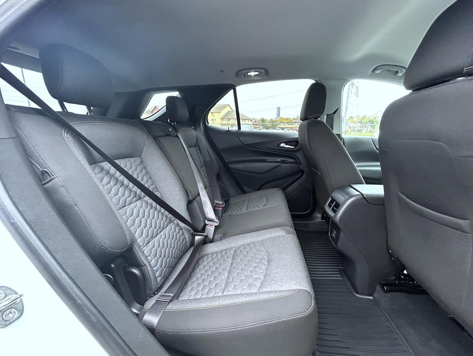 2020 Chevrolet Equinox LT - Photo 20