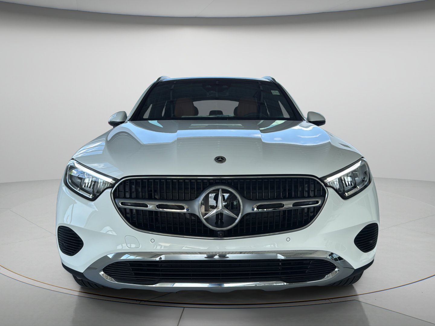 New 2026 Polar White Mercedes-Benz GLC 300 image 7