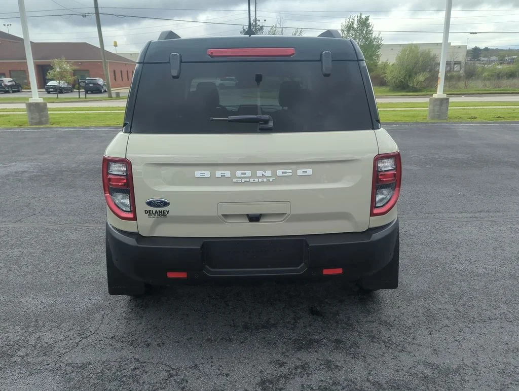 Used 2024 Beige Ford Outer Banks image 7