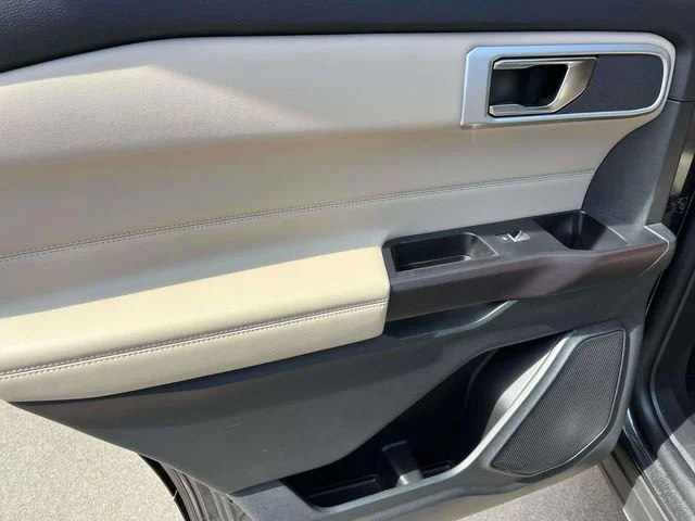 Certified Used 2020 Magnetic Ford XLT image 17