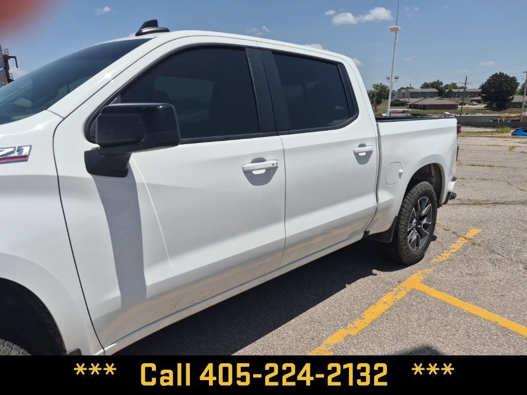 Used 2024 Summit White Chevrolet RST image 4