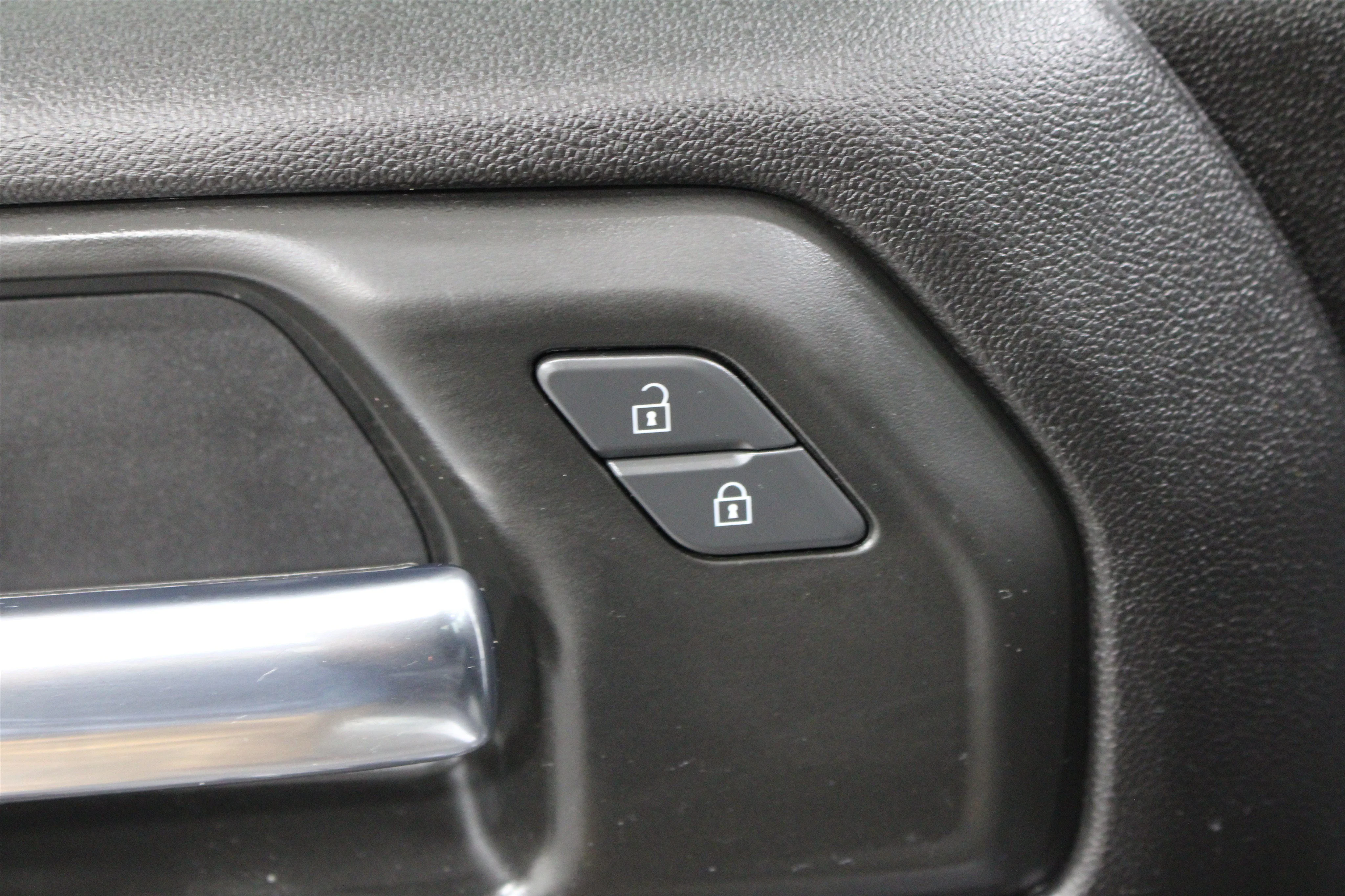 Used 2024 Summit White Chevrolet Custom image 8