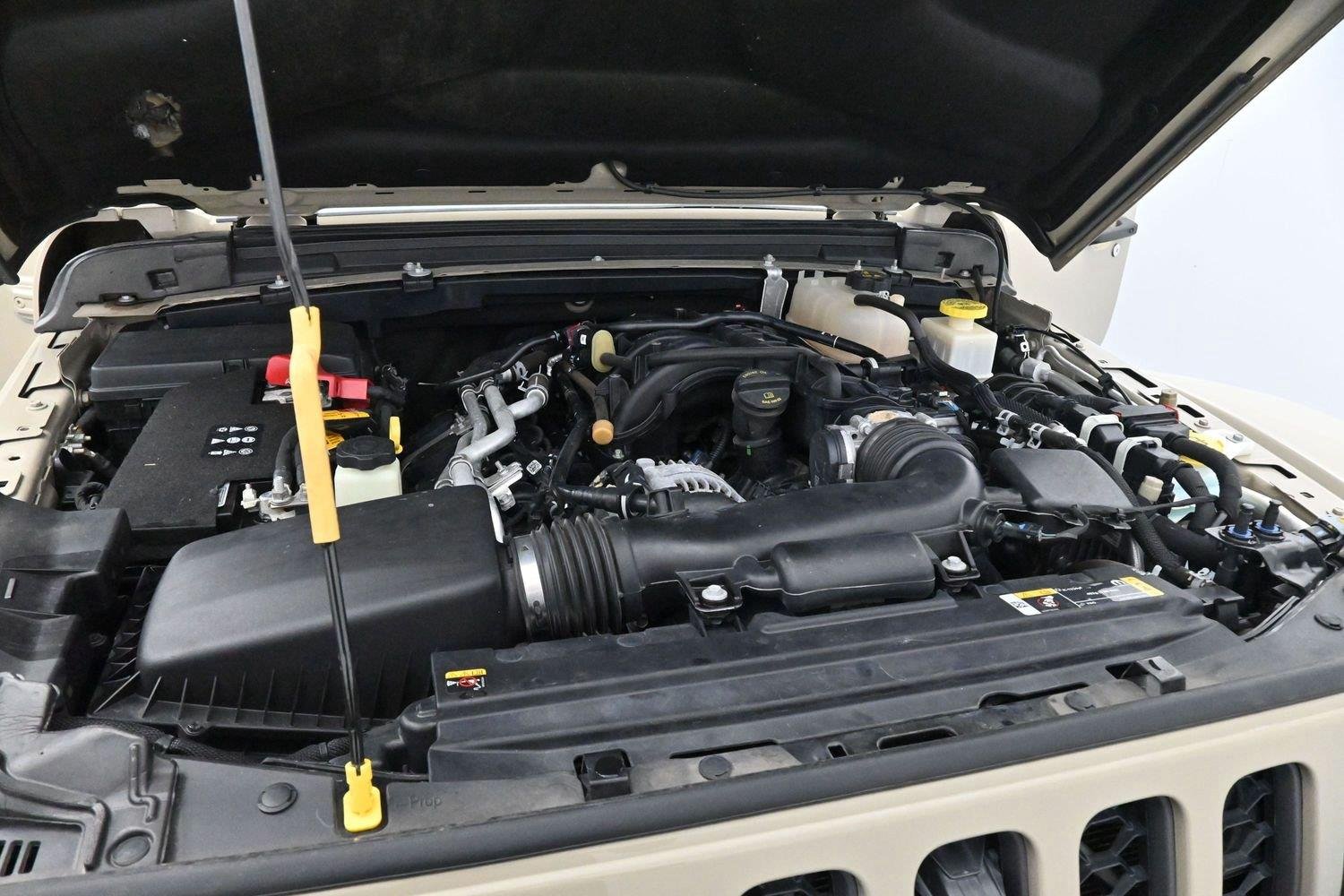 Used 2022 Limited Edition Gobi Clearcoat Jeep Mojave image 32