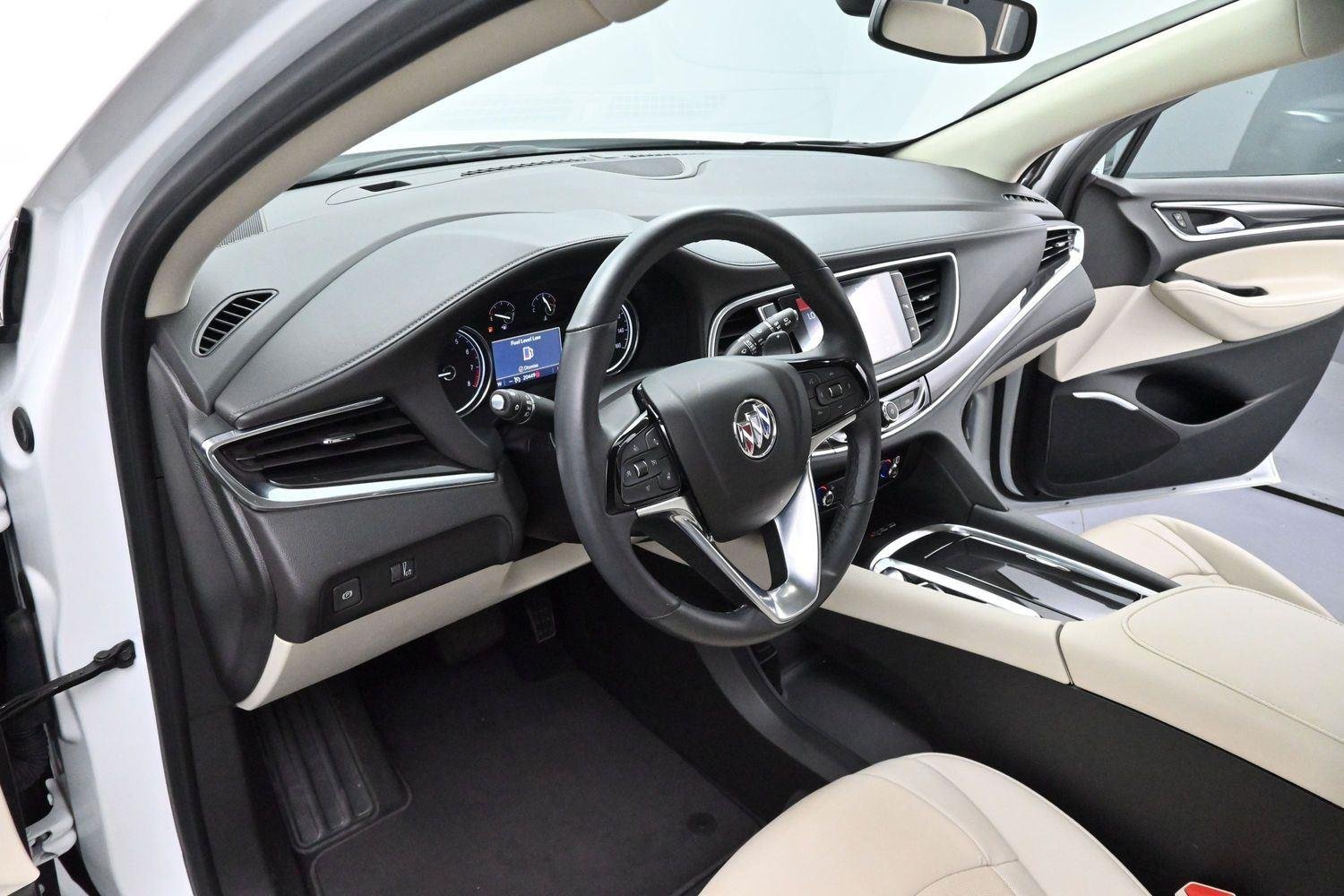 Used 2023 Summit White Buick Essence image 13