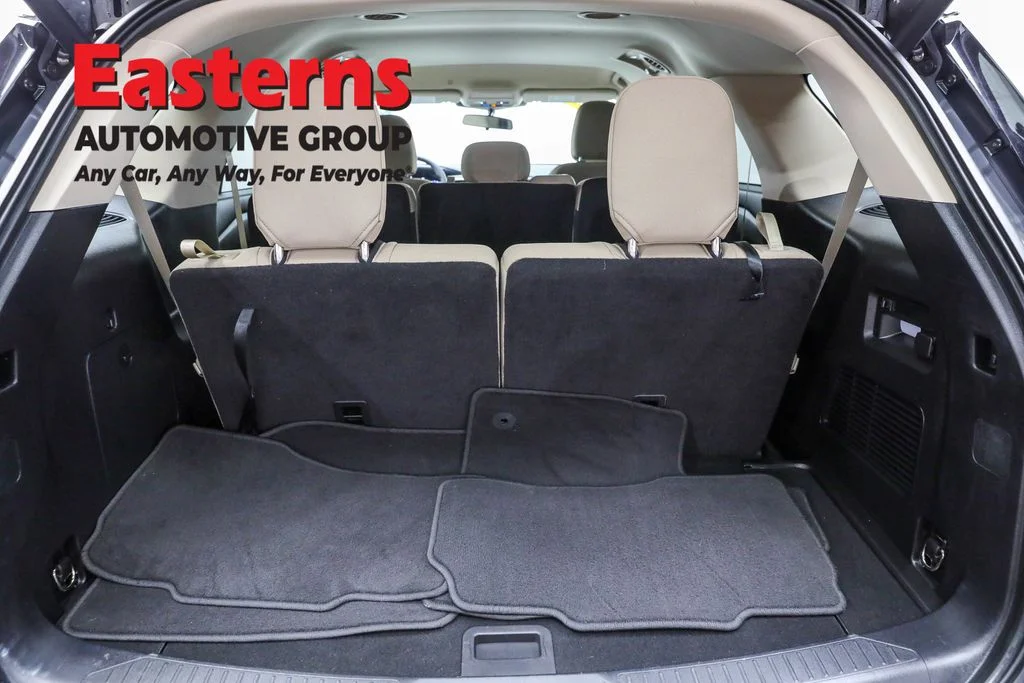 Used 2021 Gray Ford Base image 9