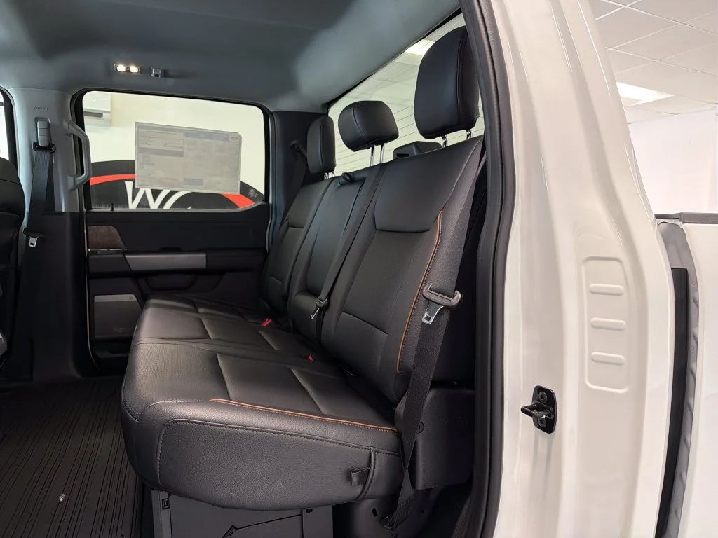 New 2027 Star White Metallic Tri-Coat Ford F-250® Lariat® image 10