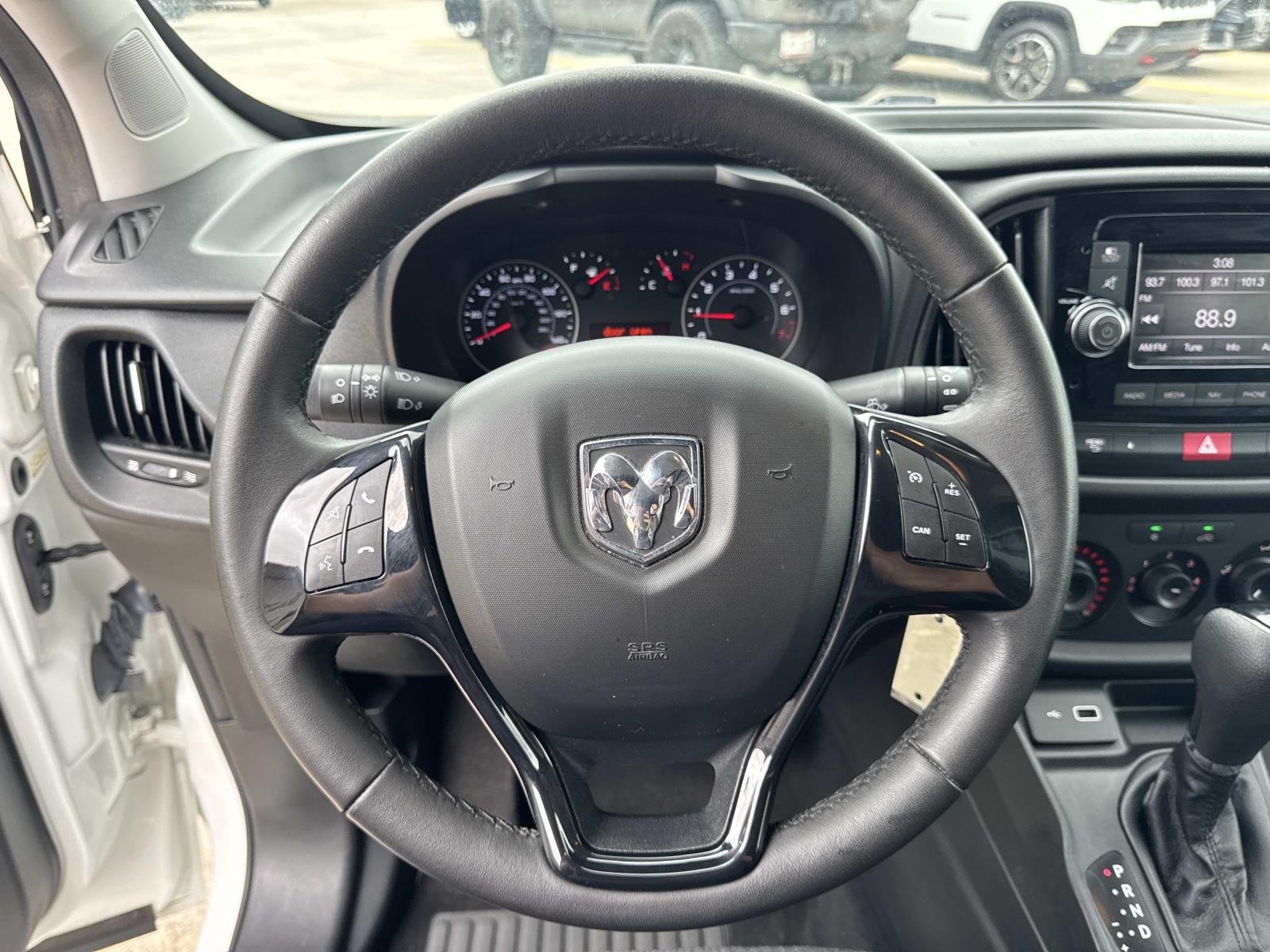 Used 2022 Bright White Ram Tradesman image 20
