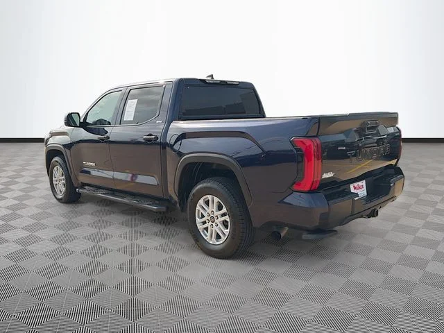 Used 2024  Toyota SR5 image 5