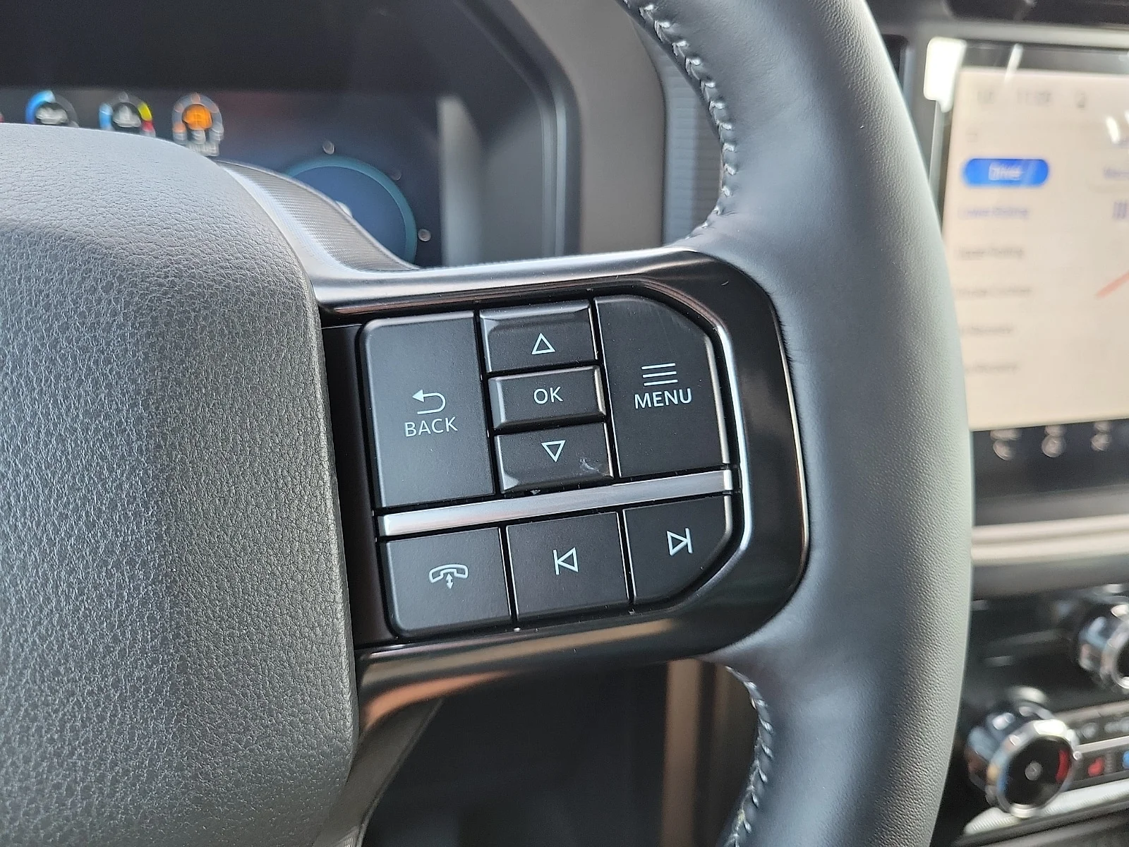 New 2026 Carbonized Gray Metallic Ford Platinum&reg; image 19