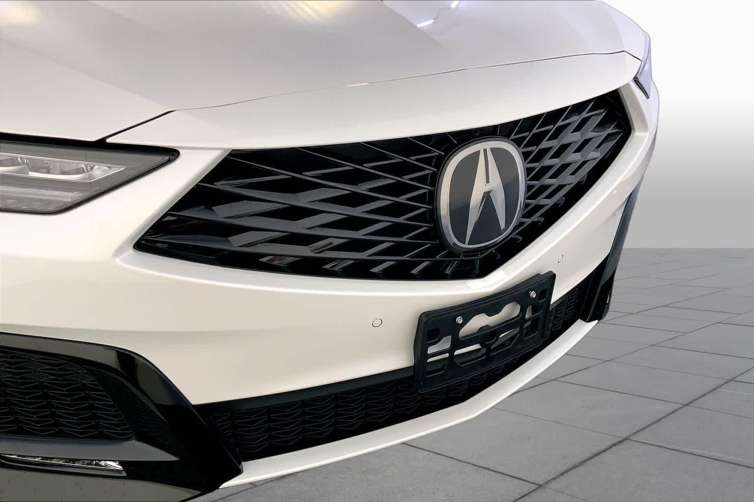 Certified Used 2026 Platinum White Pearl Acura With A-Spec Package image 32