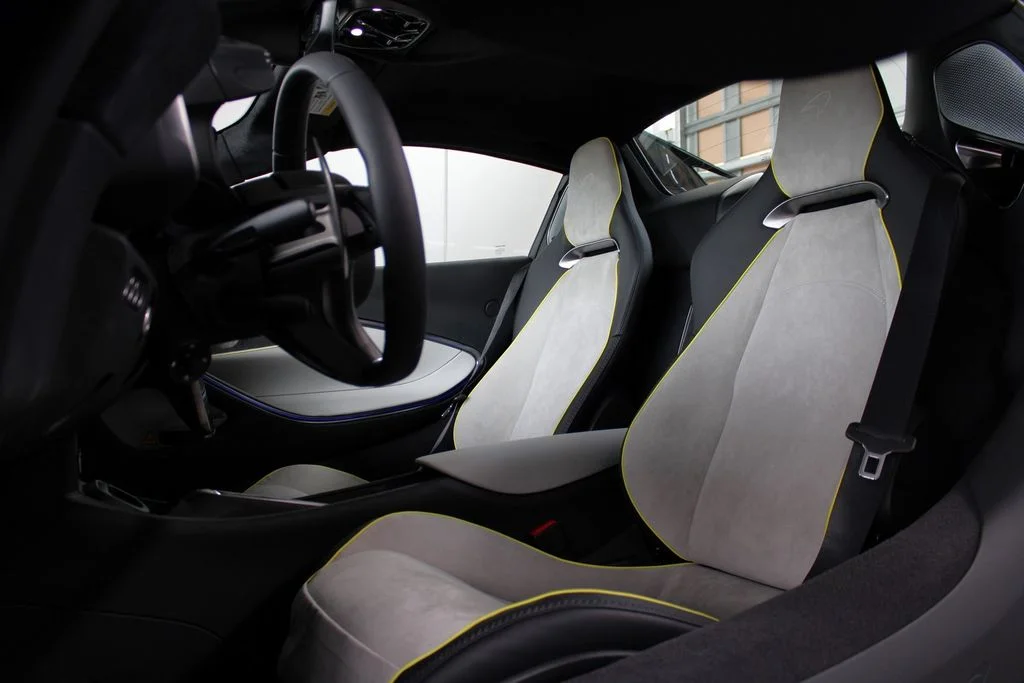 Certified Used 2025  McLaren Performance image 44
