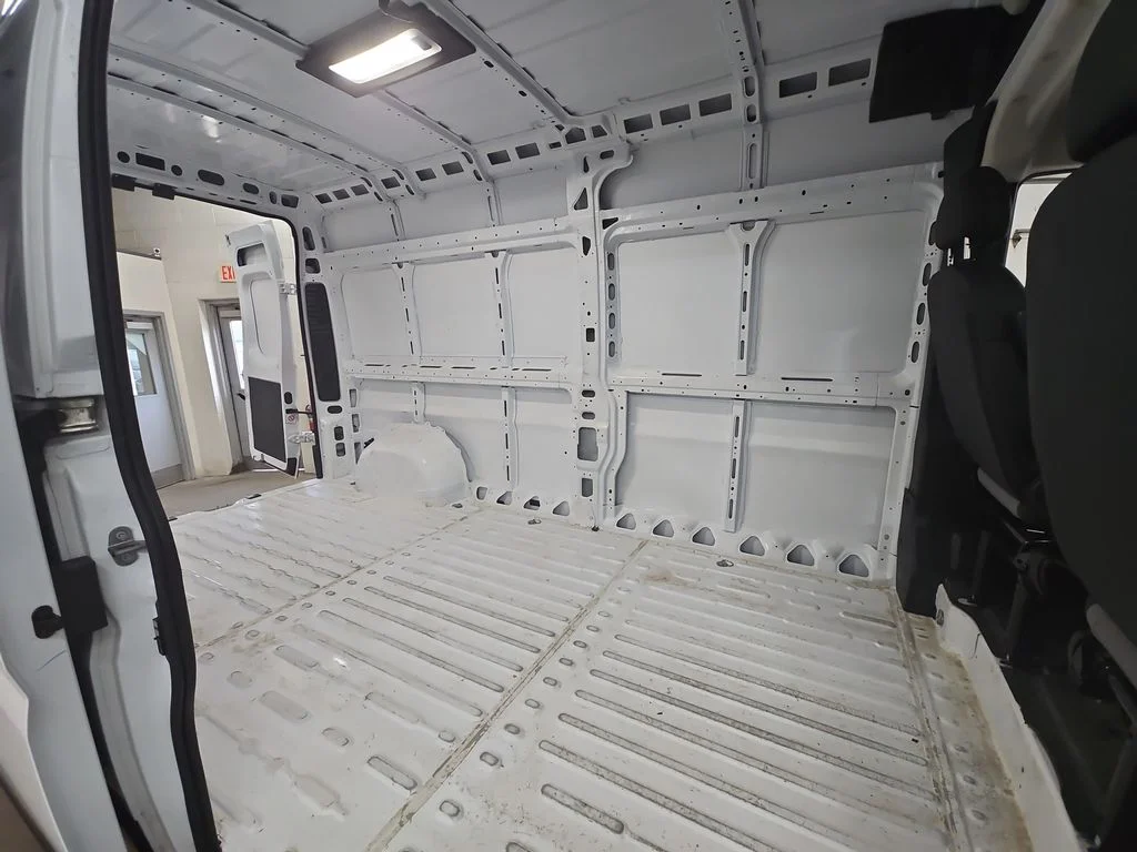 Used 2025 White Ram High Roof image 12
