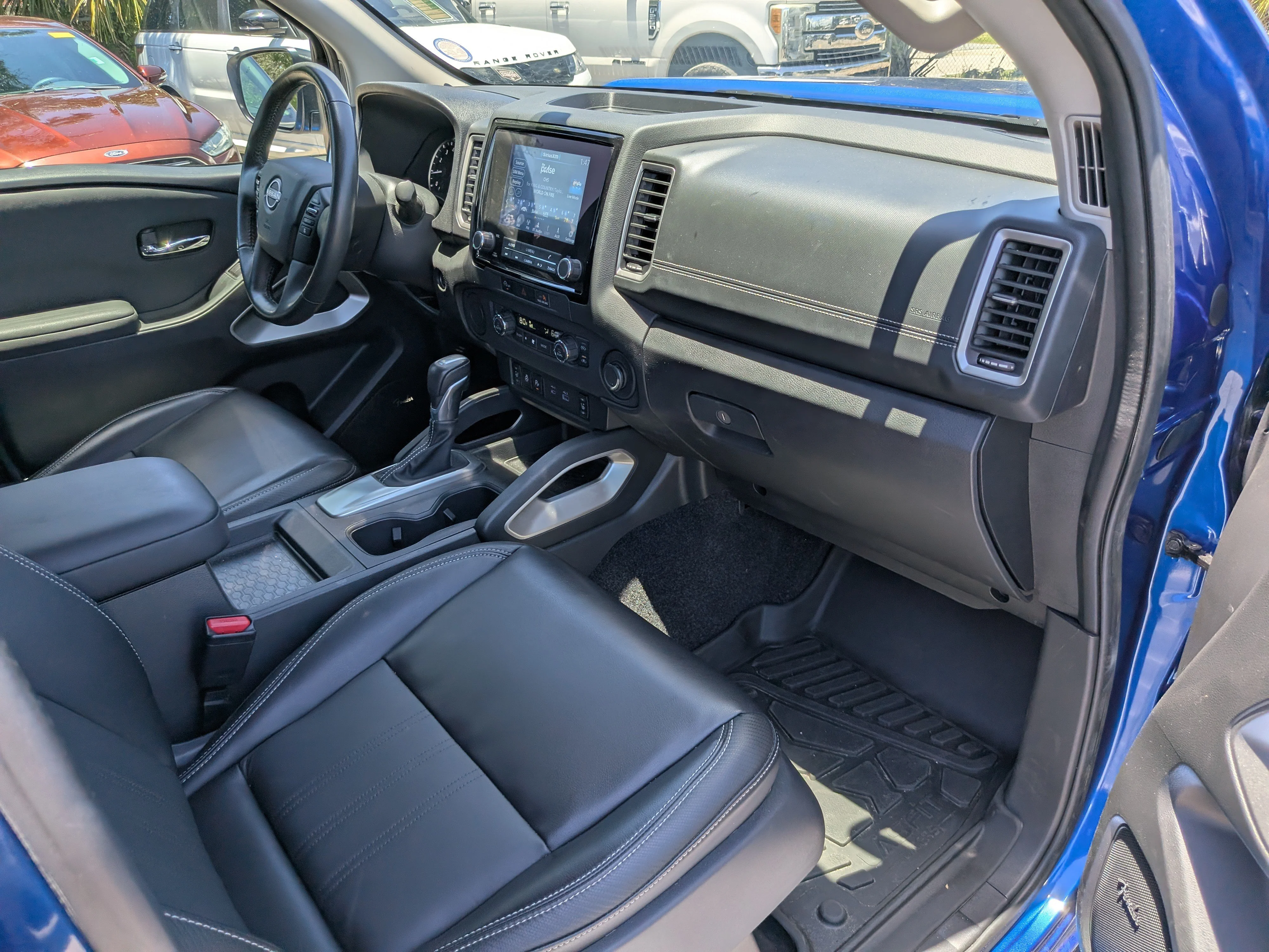 Used 2024 Bluestone Nissan SL image 13