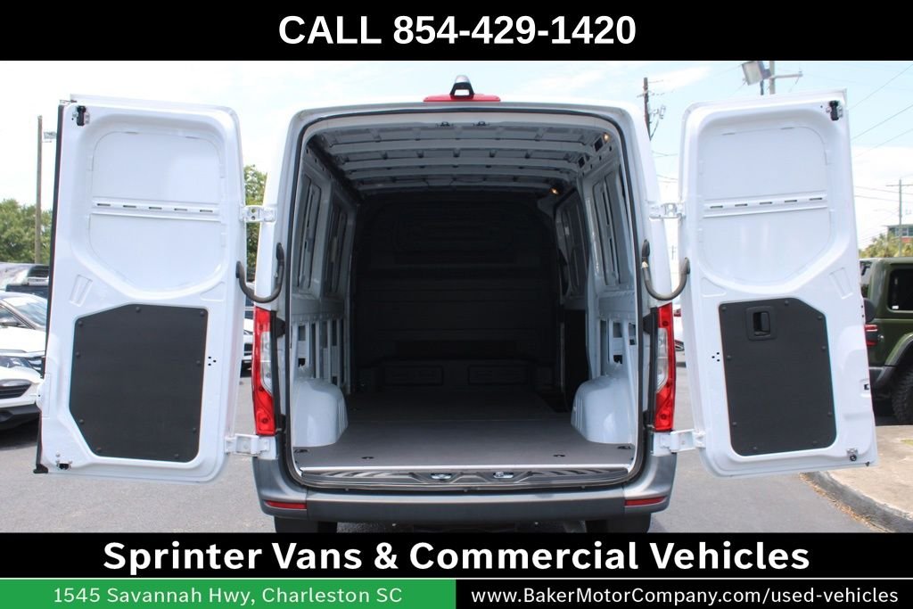 Used 2023 White Mercedes-Benz Cargo 144 WB image 20