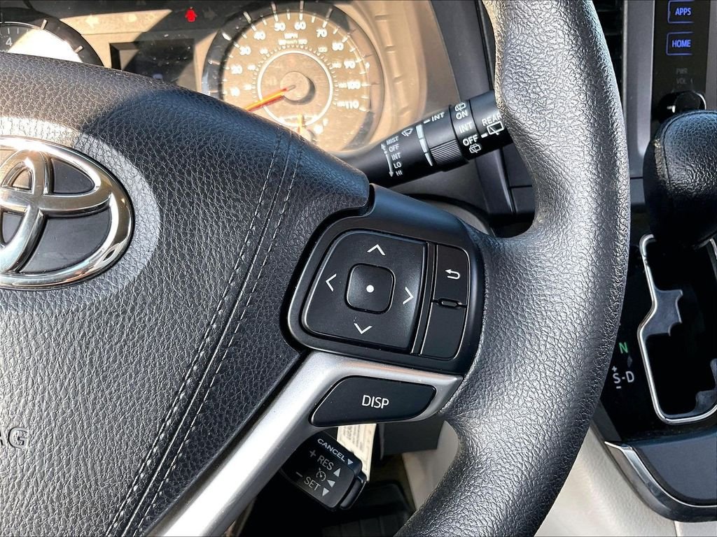 Used 2017 Gray Toyota LE image 24
